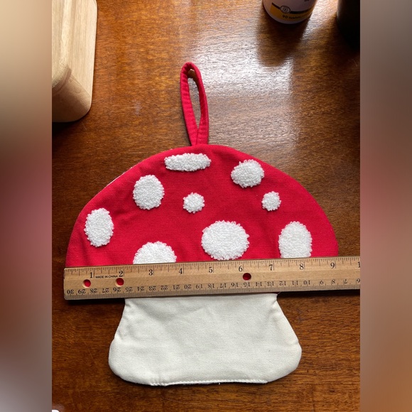 3 Piece Mushroom Decor Beaded Garland, Pot Holder and Wood Stand - Picture 10 of 12